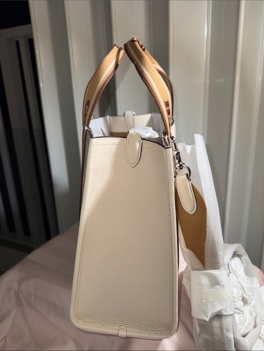 NWT - COACH “Smith” Tote. Chalk multi Pebble LeatherTote with Webbing handle - Picture 5 of 8